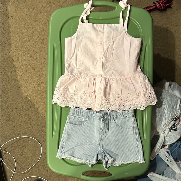 Puma Gap DKNY shorts and shirt sets bundle lot - Picture 3 of 8